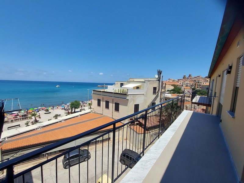 B&B Le Suites di Costanza, Cefalù, Italy