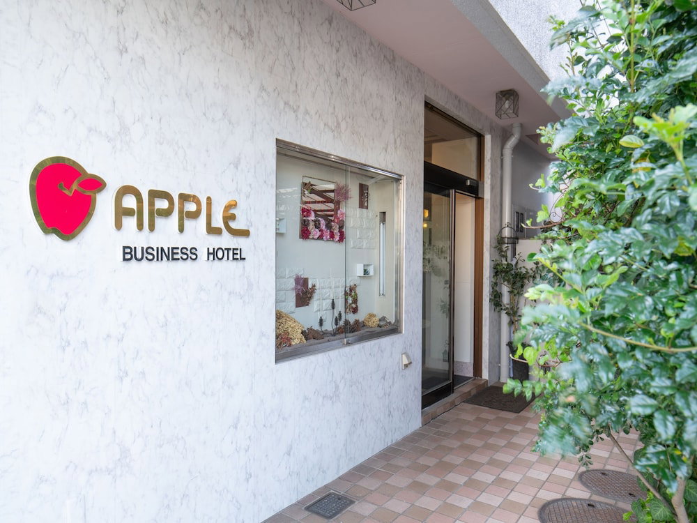 Business Hotel Apple, Japan