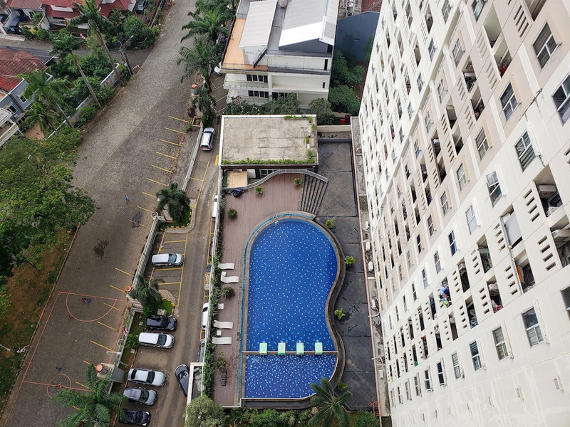 Nice And Comfort 2Br At Belmont Residence Puri Apartment, Jakarta, Indonesia