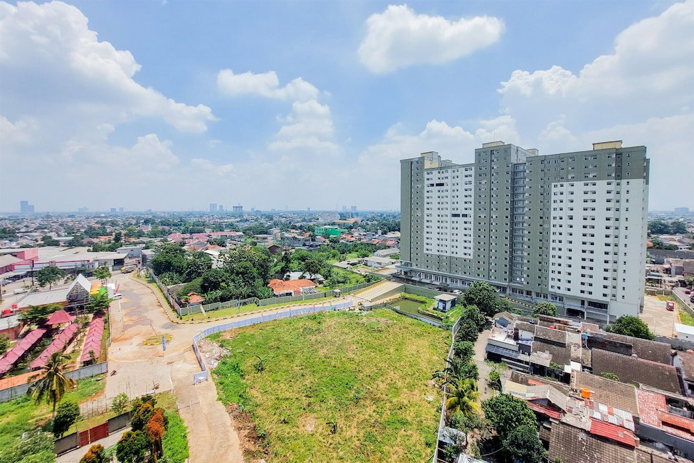 Warm And Simply Studio Room At Urbantown Serpong Apartment, Indonesia
