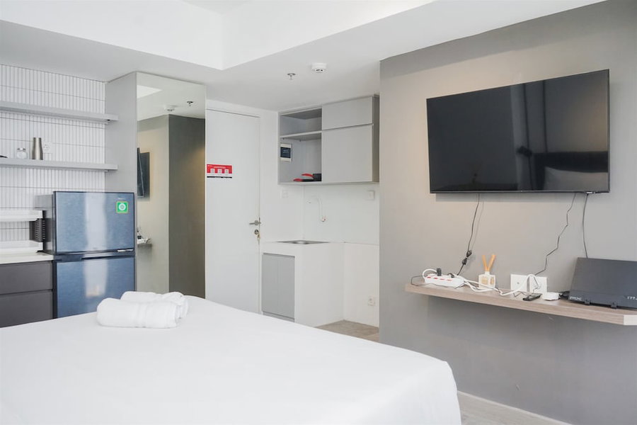 Warm And Simply Studio Room At Urbantown Serpong Apartment, South Tangerang, Indonesia