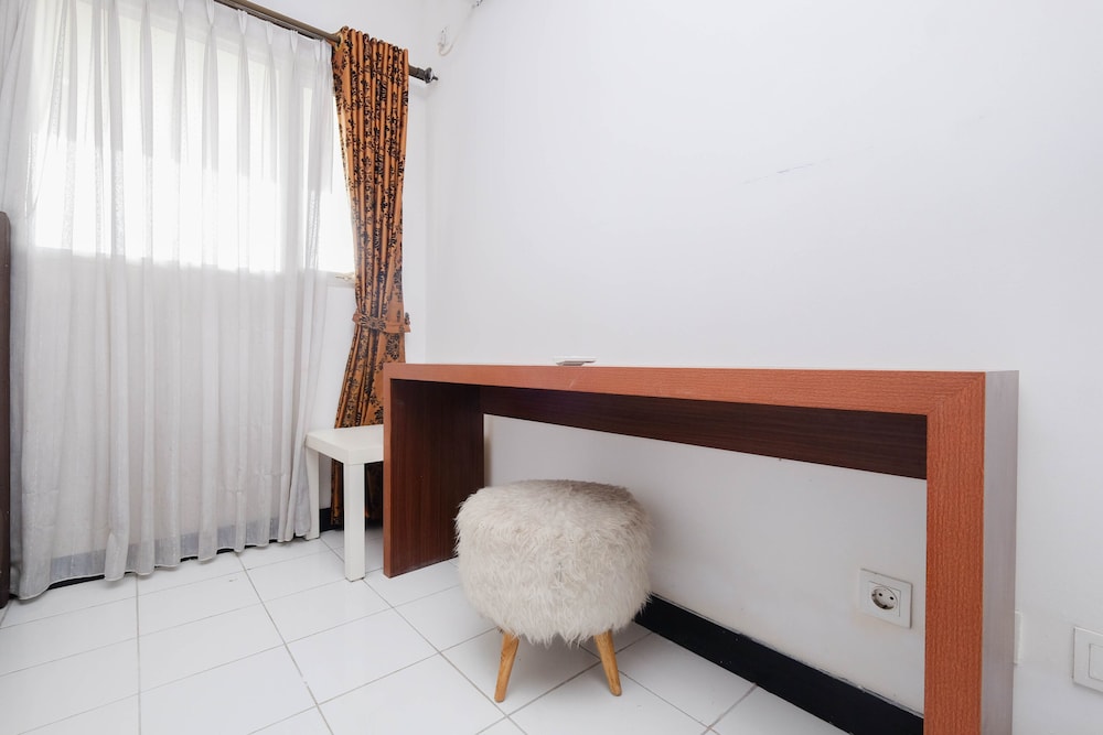 Hotel · Nice And Elegant 1Br At The Wave Kuningan Apartment, Jakarta