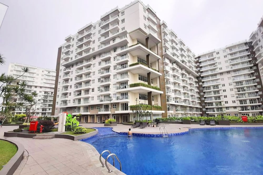 Hotel · Homey And Cozy 2Br At Gateway Pasteur Apartment, Cimahi