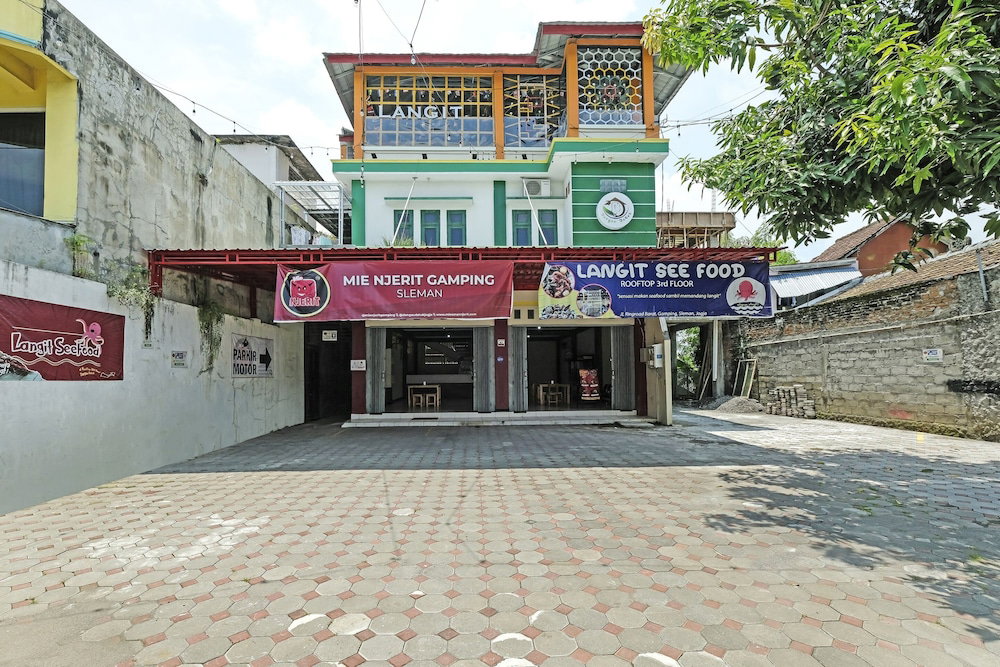 Hotel O Dangau Datuk Guesthouse, Indonesia