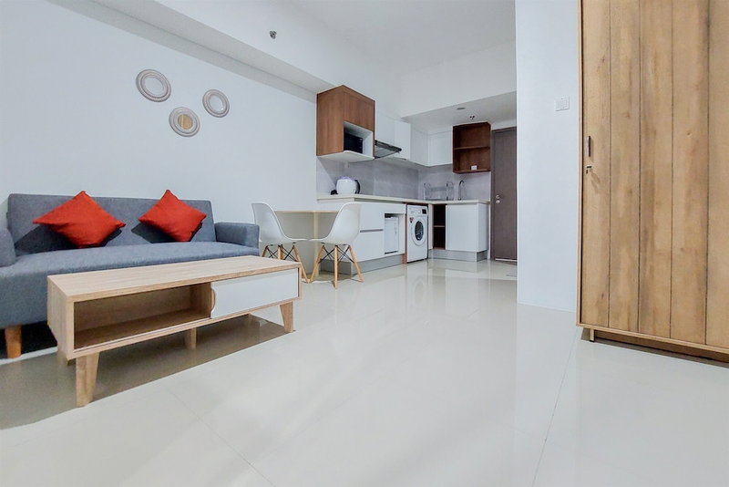 Homey And Cozy Stay 1Br Tamansari Bintaro Mansion Apartment, South Tangerang, Indonesia
