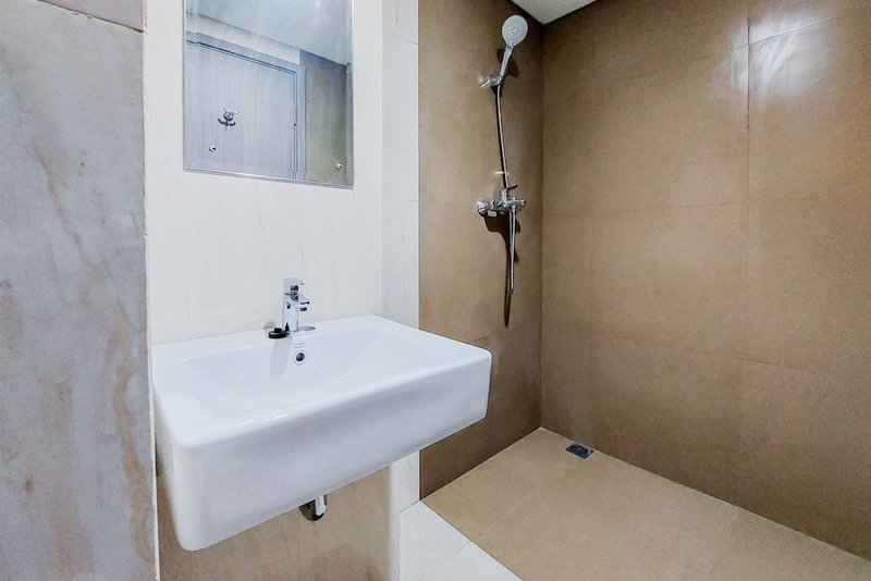 Homey And Cozy Stay 1Br Tamansari Bintaro Mansion Apartment, South Tangerang, Indonesia