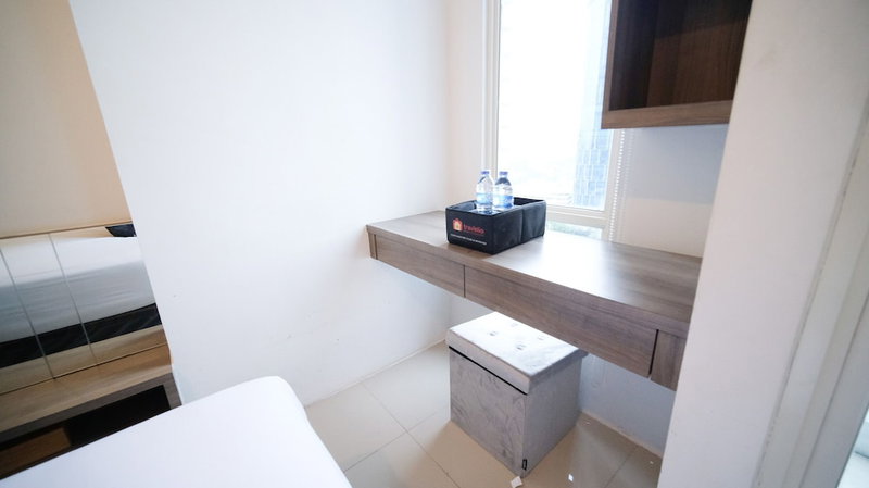 Simple And Cozy Studio At Tanglin Supermall Mansion Apartment, Surabaya, Indonesia