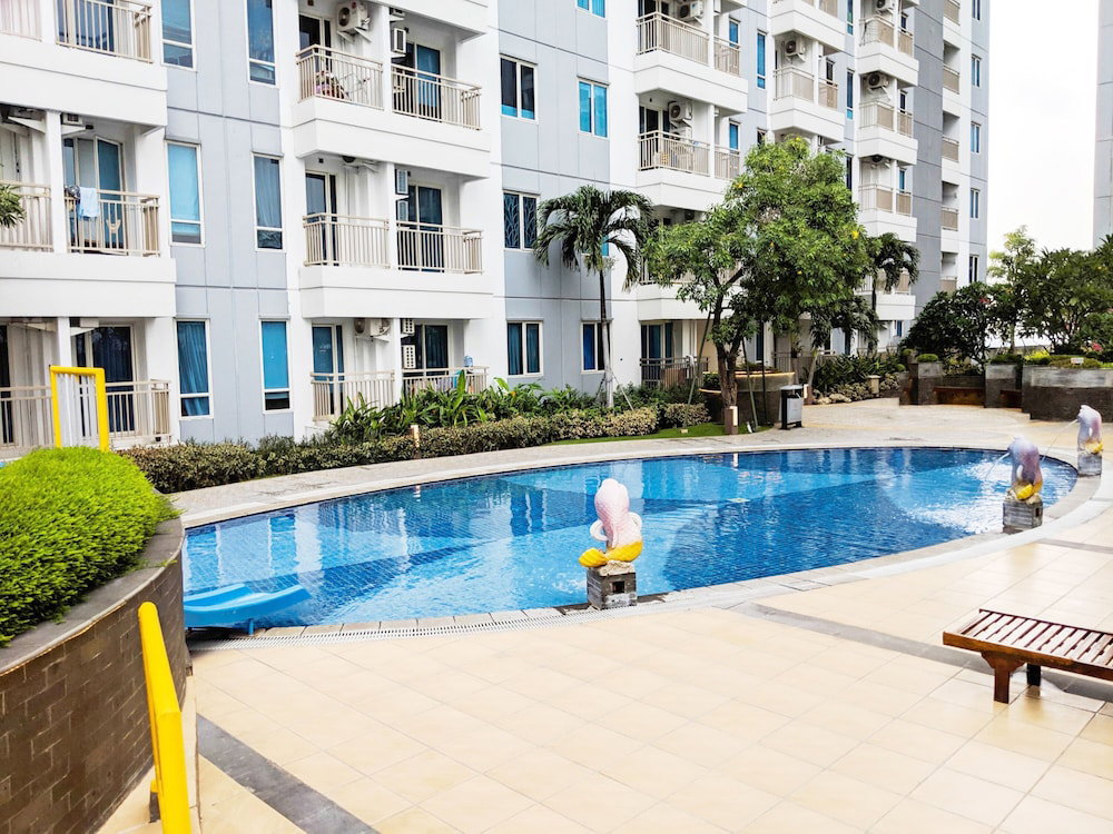 Hotel · Modern And Homey Studio At Tanglin Supermall Mansion Apartment, Surabaya