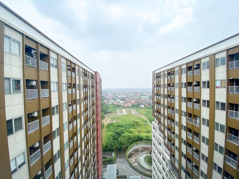 Well Furnished and Cozy Studio at LRT City Jatibening Apartment, Indonesia