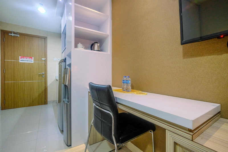 Fully Furnished With Luxury Design Studio The Oasis Apartment, Cikarang, Indonesia
