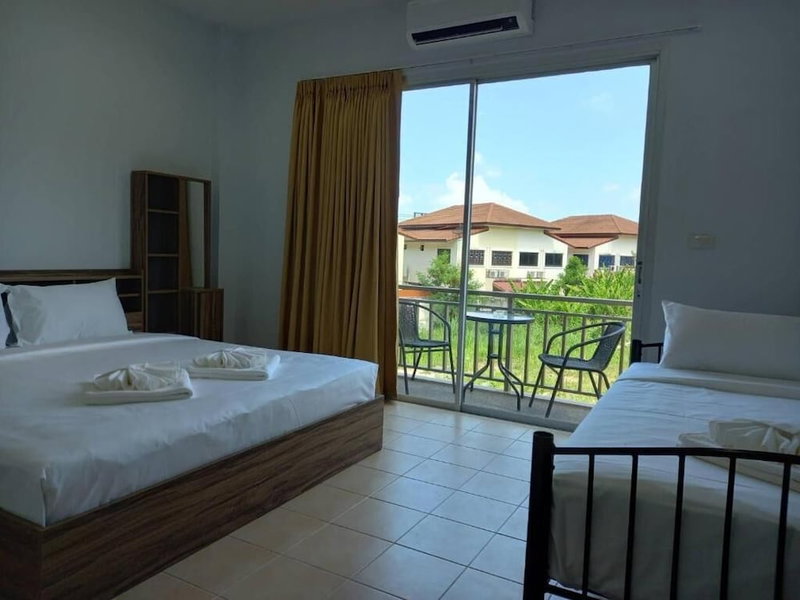 L&P Guesthouse, Karon, Thailand