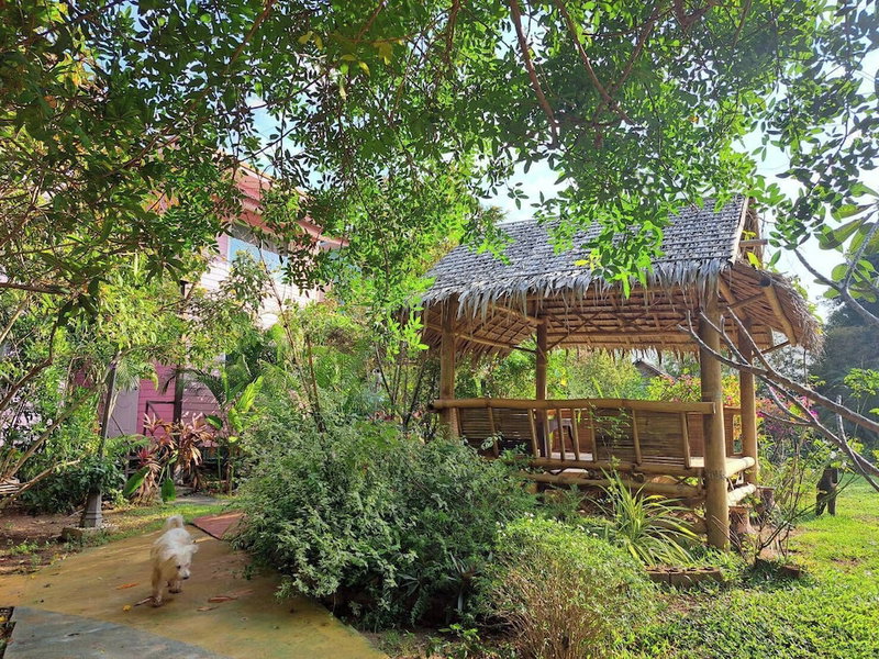 Ban Roi Pah, Khlong Luang, Thailand