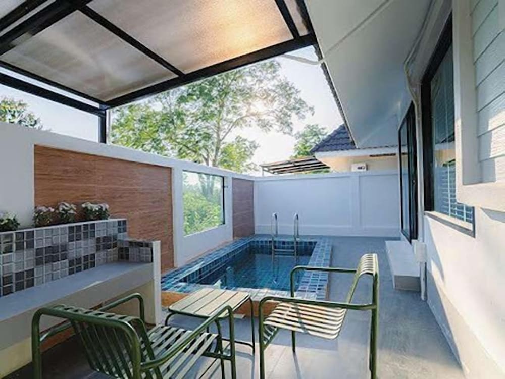 Villanin Pool Villa and Spa, Thailand