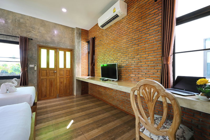 Chiang Mai Garden Bungalows, Saraphi, Thailand