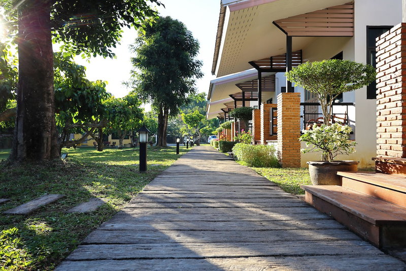 Chiang Mai Garden Bungalows, Saraphi, Thailand
