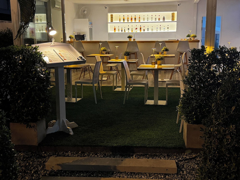 Hotel · SIAM LOUNGE - Pratumnak, Pattaya
