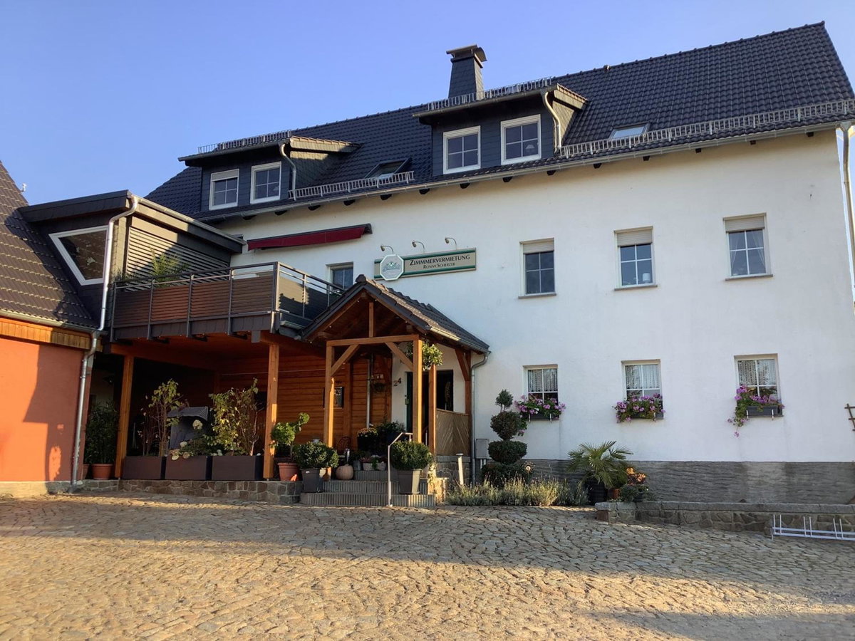Hotel · Pension Scherzer, Ohorn