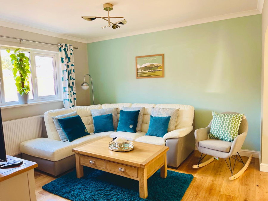 Tanglewood house Abergavenny with private parking, Abergavenny, United Kingdom
