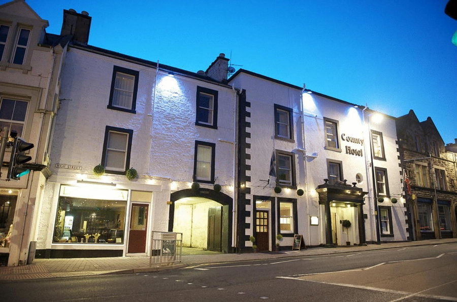 The County Hotel - Self Check-In, Ultra Fast WI-FI, Free Parking, Central Location, Selkirk, United Kingdom