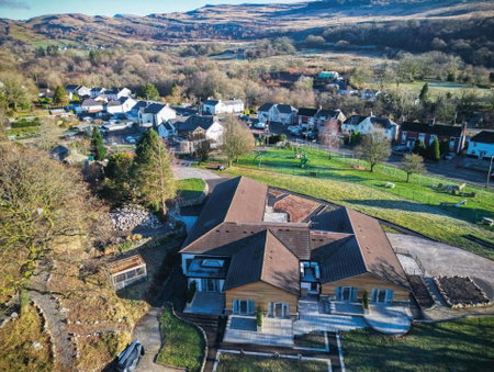 Suite 2 - Sleeping Giant Hotel - Pen Y Cae Inn, Brecon, United Kingdom
