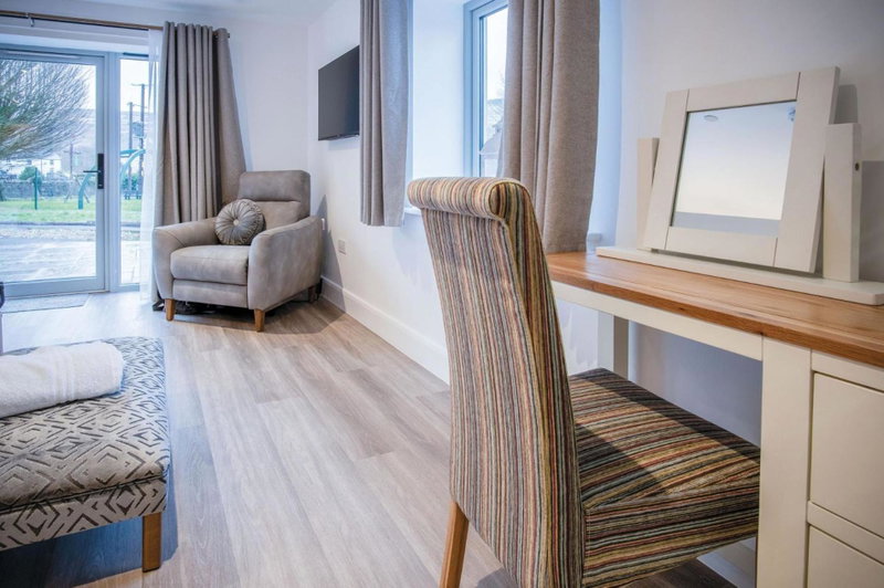 Suite 2 - Sleeping Giant Hotel - Pen Y Cae Inn, Brecon, United Kingdom