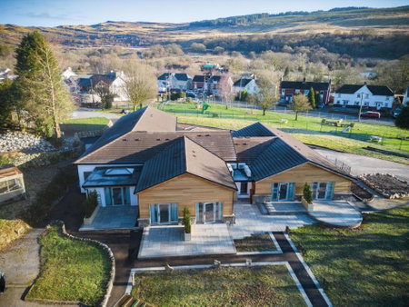 Suite 7 - Sleeping Giant Hotel - Pen Y Cae Inn, Brecon, United Kingdom