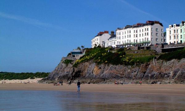 Hotel · Carnock, Tenby