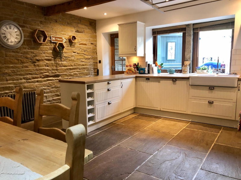 Wuthering Cottage - Central, Stylish, Cosy, Comfy, Haworth, United Kingdom