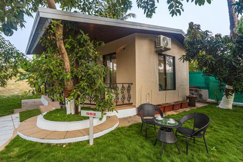 SaffronStays Serene Retreat, Alibaug, Alibaug, India