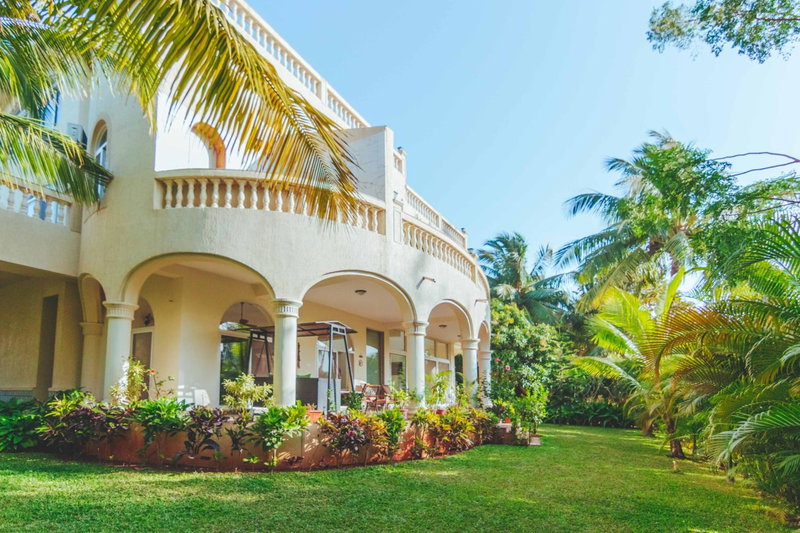 SaffronStays La Casa Maestro - Spanish 4BR villa with terrace plunge pool, coconut groves & mountain views, featured in Condé Nast, Kashid, India