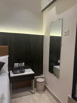 Hotel Powai Palace, Mumbai, India