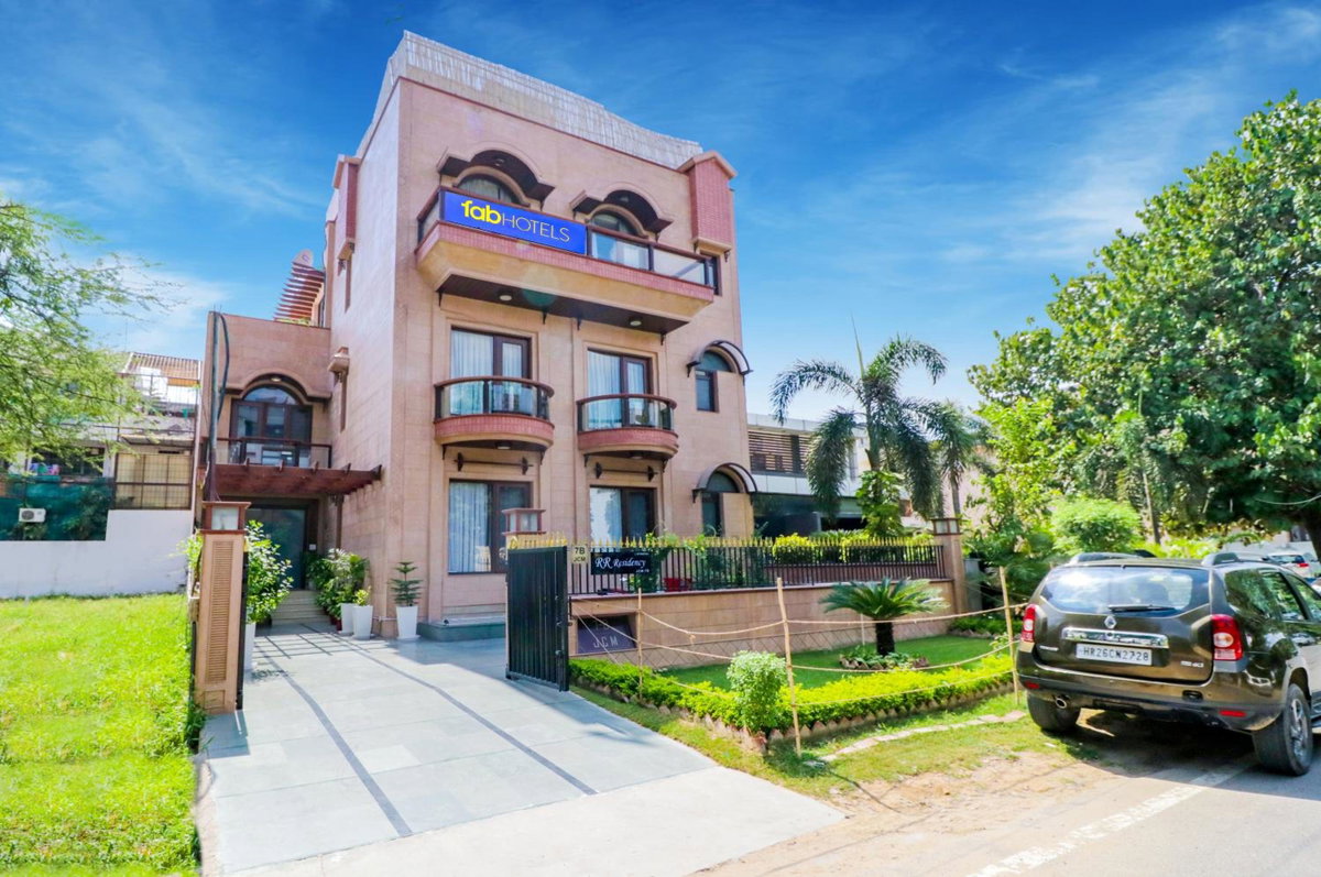 Hotel · FabHotel RR Residency - DLF Cyber City, Gurgaon