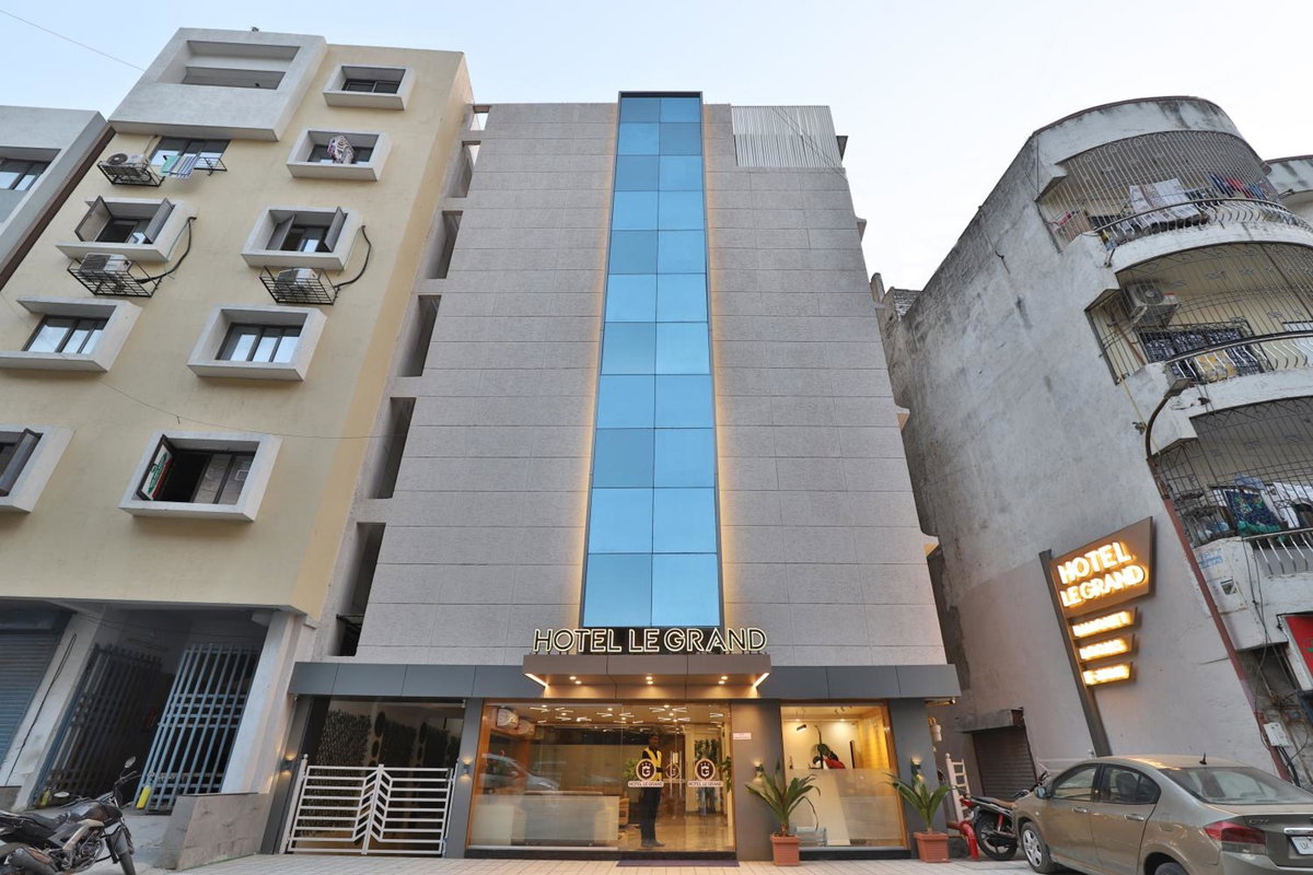 Hotel le Grand, India