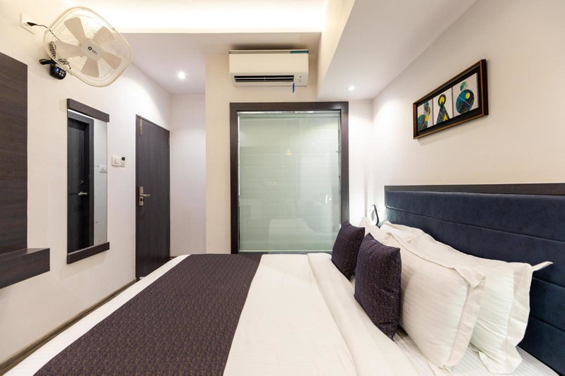 Hotel Larmont Luxury, Mumbai, India