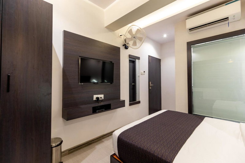 Hotel Larmont Luxury, Mumbai, India