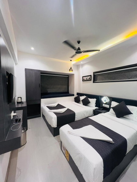Hotel Larmont Luxury, Mumbai, India