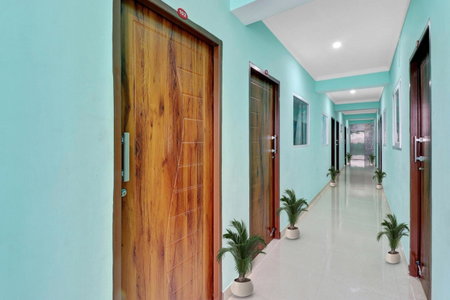 Super Collection O The Kailash Hotel, Dehradun, India