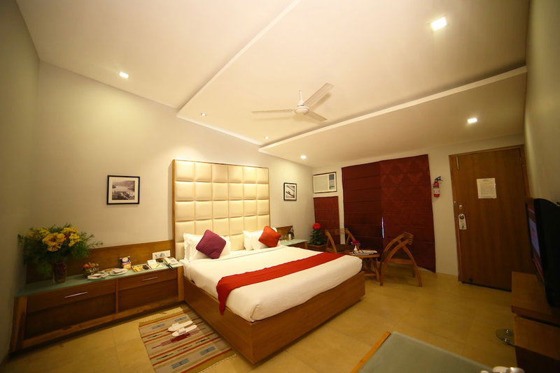 Country Inn, Bhimtal, Nainital, India