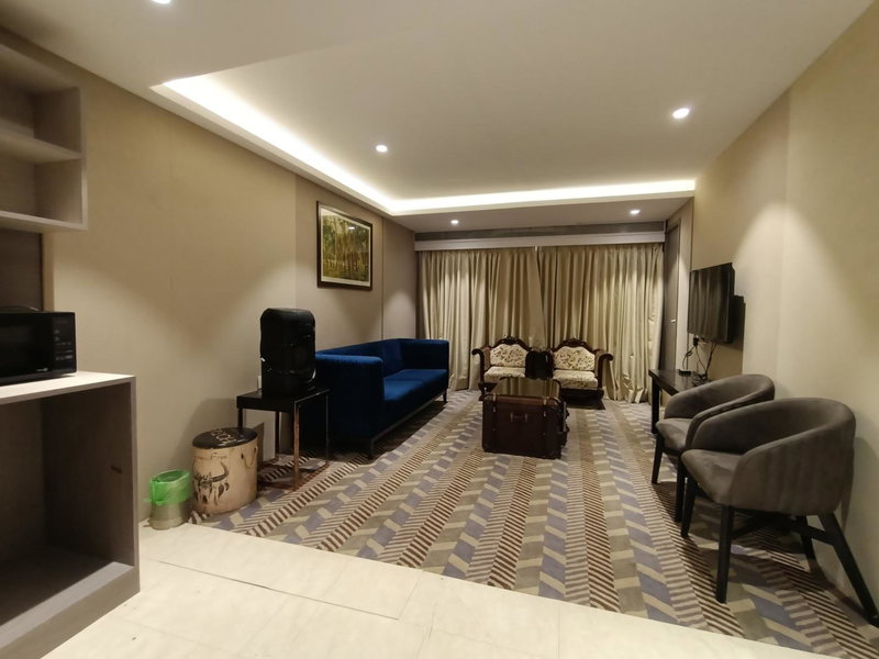 Hotel Highway Inn Andheri East, Mumbai, India