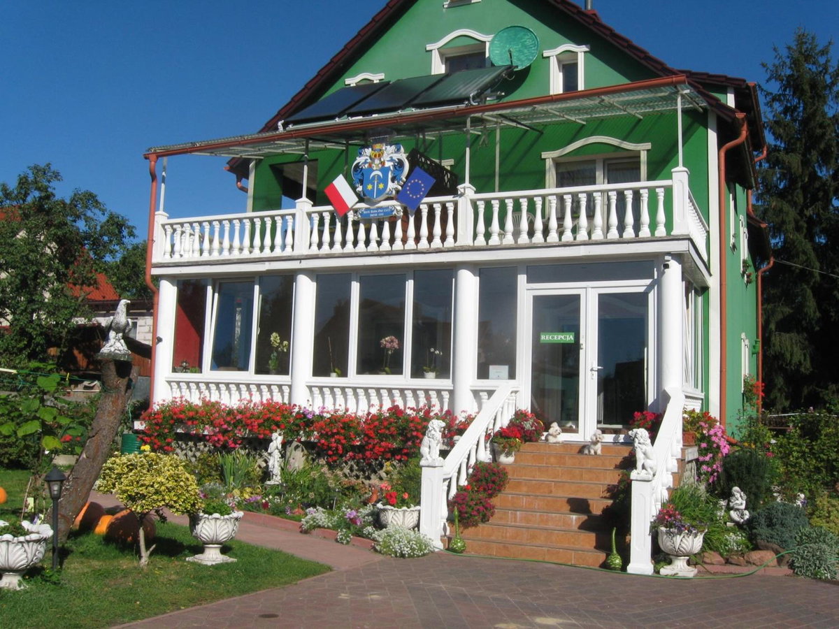 Villa Gut, Poland