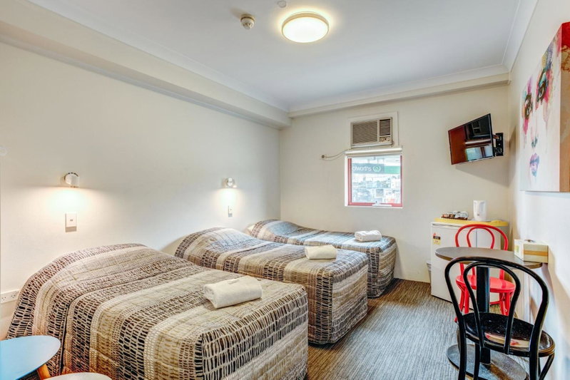 Arena Hotel (formerly Sleep Express Motel), Sydney, Australia
