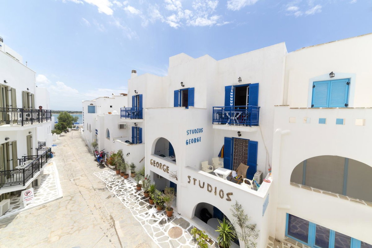 George Studios, Greece