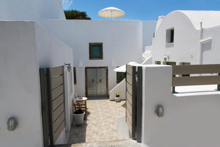 Ayoba Santorini, Imerovigli, Greece