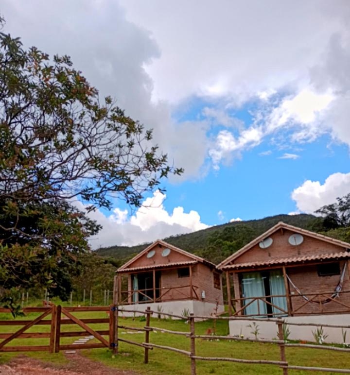 Chalés de Hórus, Brazil