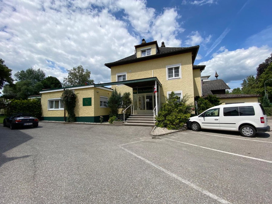 Villa am Stadtpark, Vöcklabruck, Austria