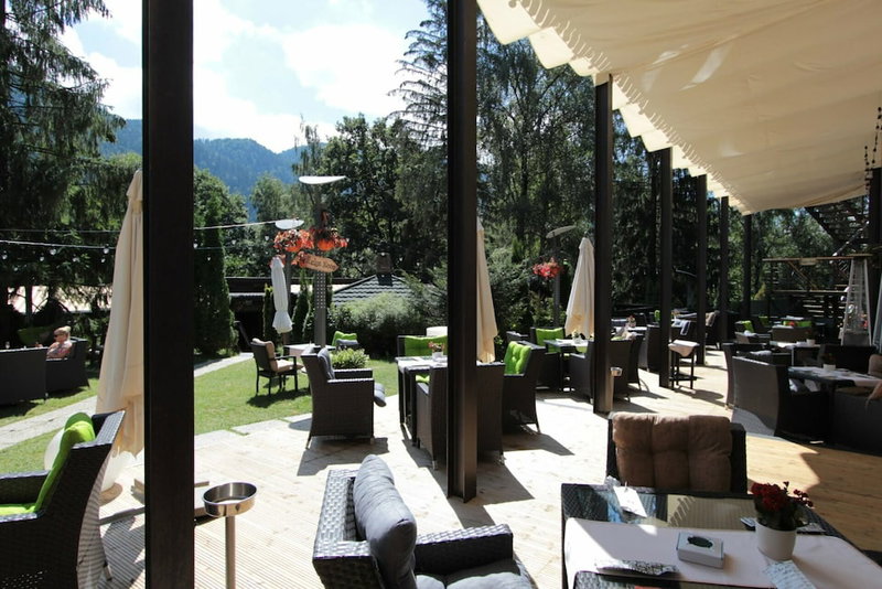 Alpin Aparthotel 2302, Brasov, Romania