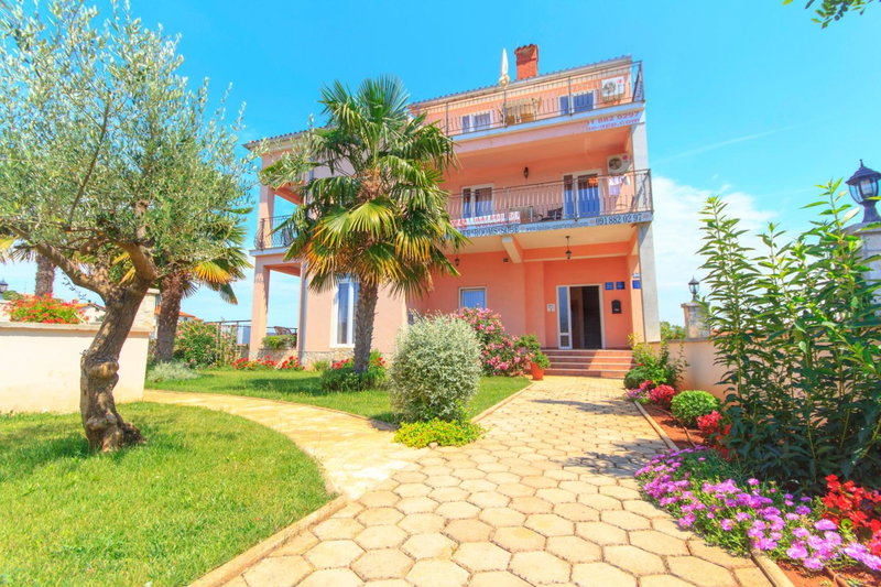 Apartments 4 Palme, Funtana, Croatia