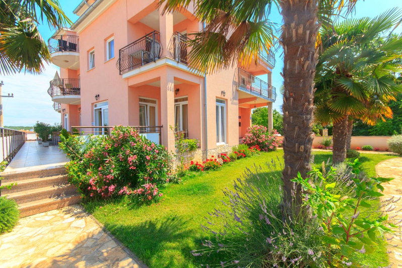 Apartments 4 Palme, Funtana, Croatia