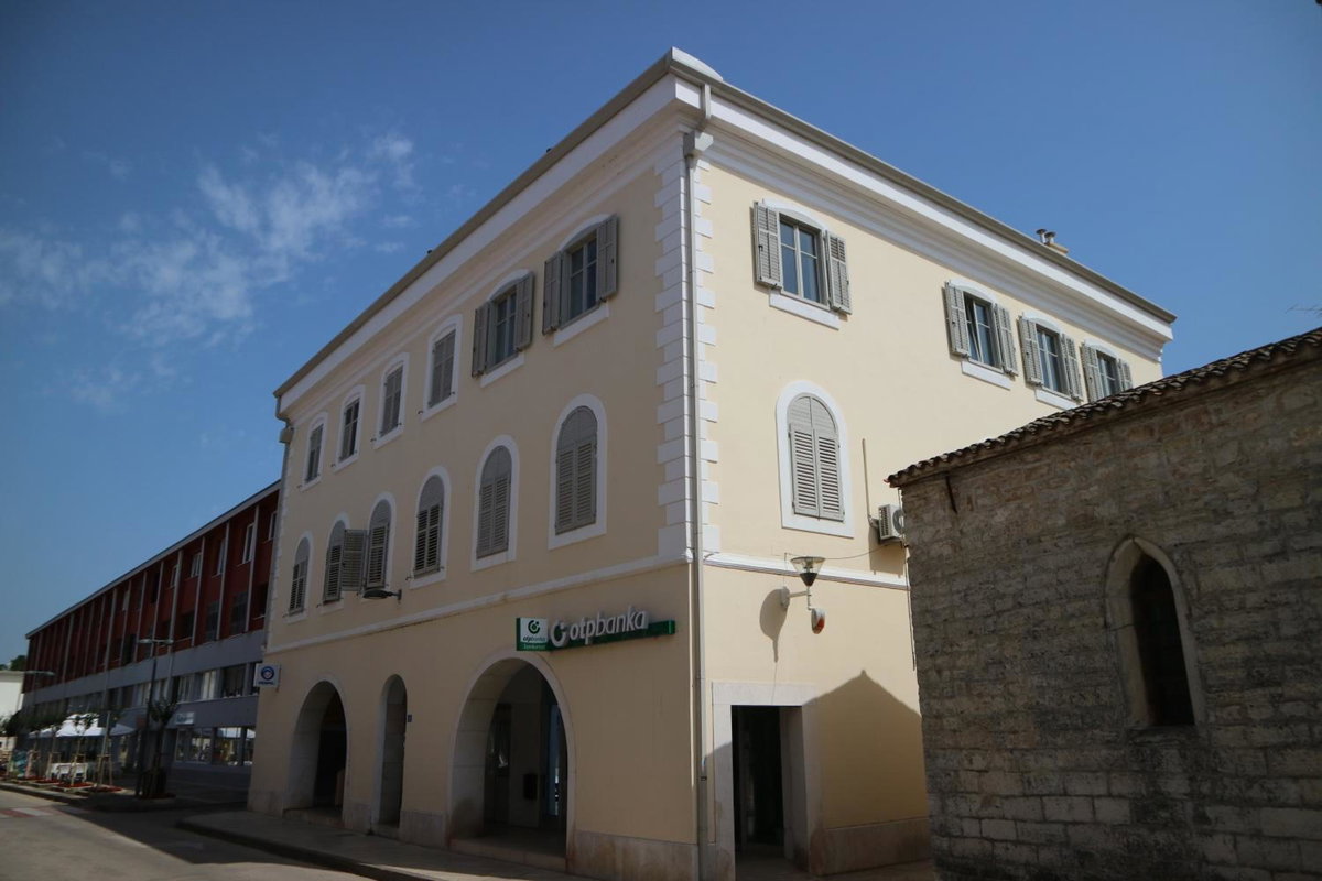Hotel · App E.N.A., Umag