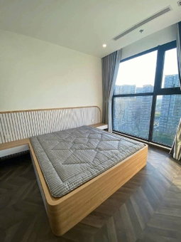 Apartment for rent in Ho Chi Minh City, Vietnam · The Beverly · 1 room, 1 bath